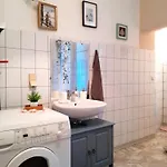 Appartement Spacious 2-room-apartment In Leutzsch Leipzig