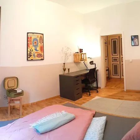 The Boho Hideaway In Leutsch Apartamento