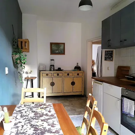 Spacious 2-room-apartment In Leutzsch