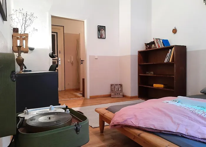 Apartment Spacious 2-room-apartment In Leutzsch *