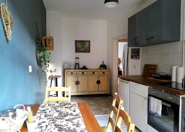 Spacious 2-room-apartment In Leutzsch