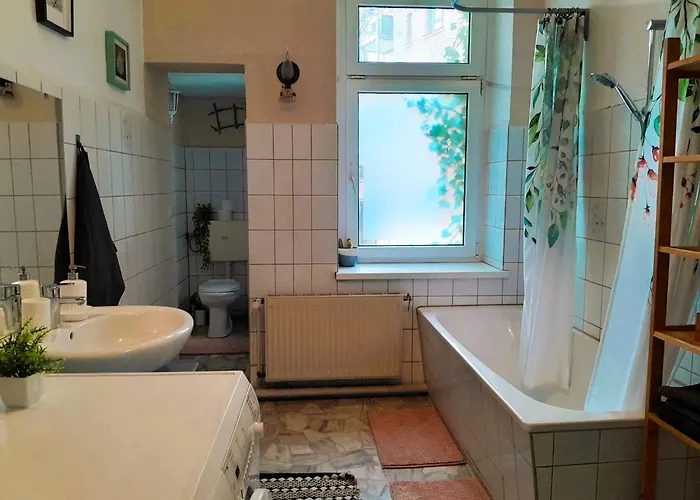 Apartment Spacious 2-room-apartment In Leutzsch Leipzig