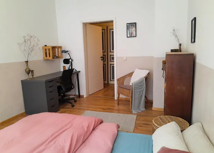 Apartment Spacious 2-room-apartment In Leutzsch