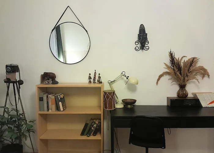 Spacious 2-room-apartment In Leutzsch *