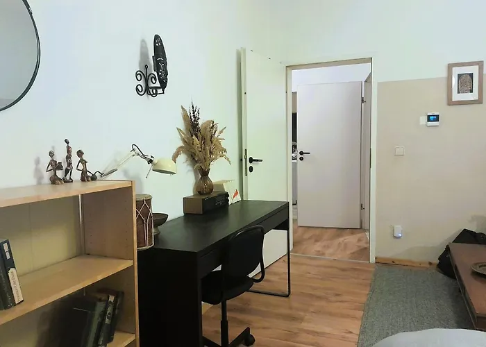 Spacious 2-room-apartment In Leutzsch